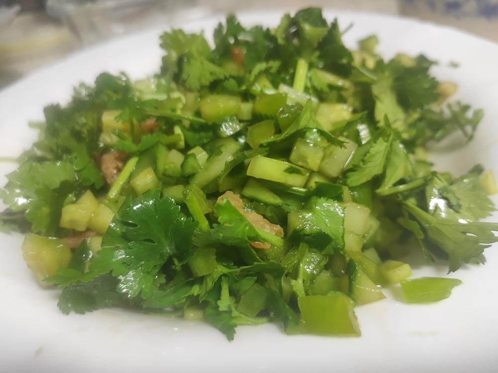 爽口凉菜 消耗香菜的做法
