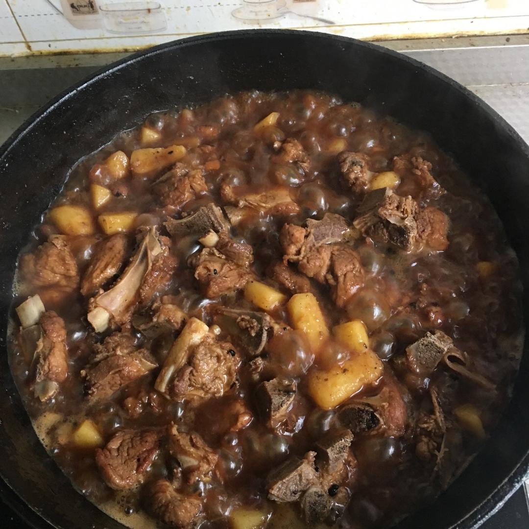 土豆烧排骨