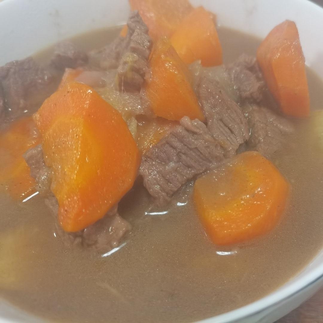 沙沙土豆胡萝卜炖牛肉