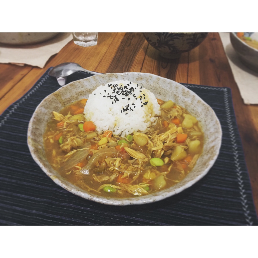 咖喱鸡腿配鸡汤