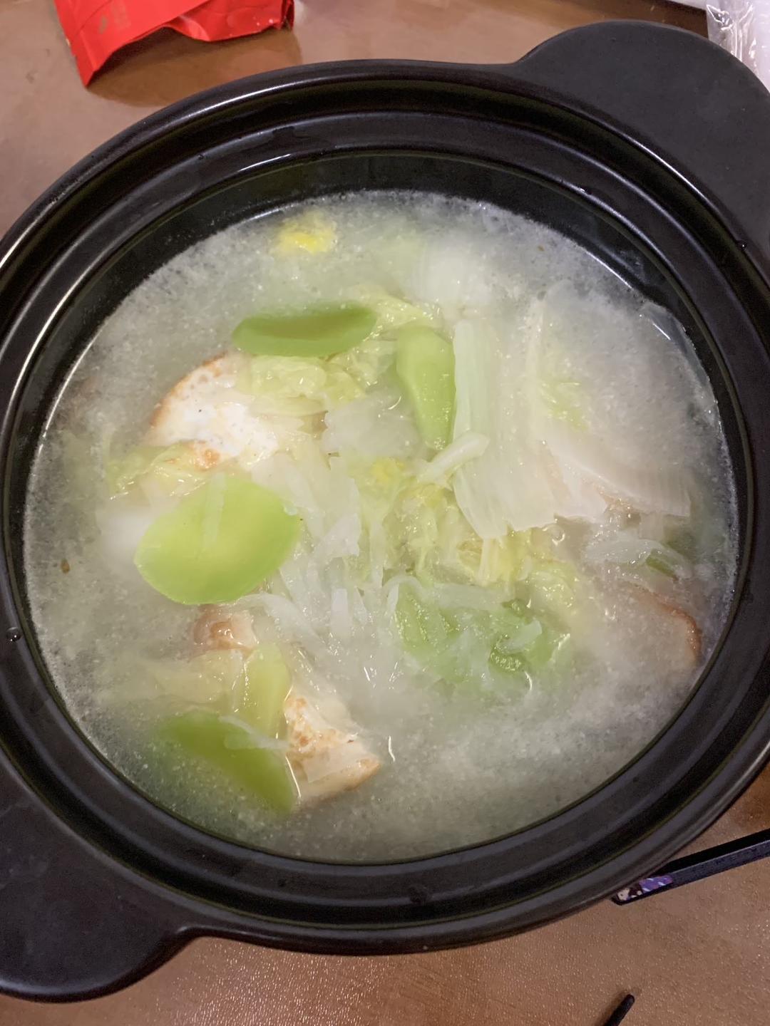 🌈冬天必喝的汤～萝卜白菜汤！简单又美味