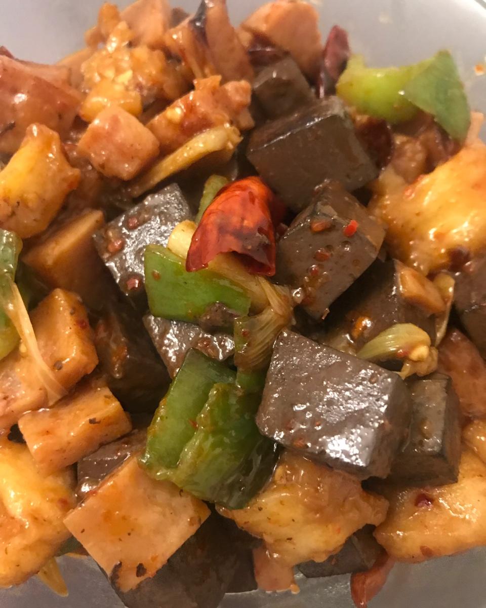 麻辣鸭血