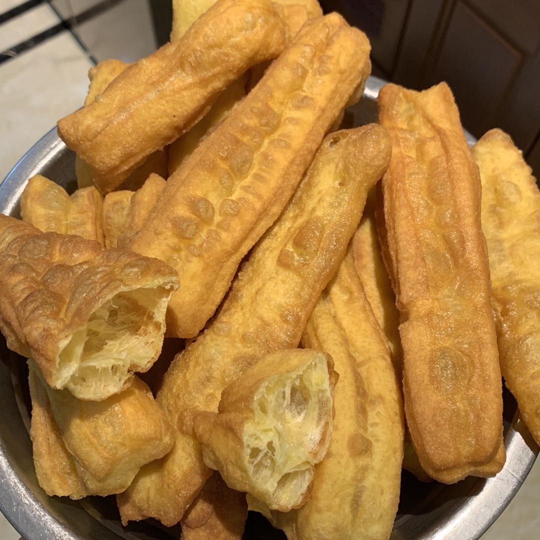 在家做✌️最简单的油条‼️蓬松香脆😋健康好吃