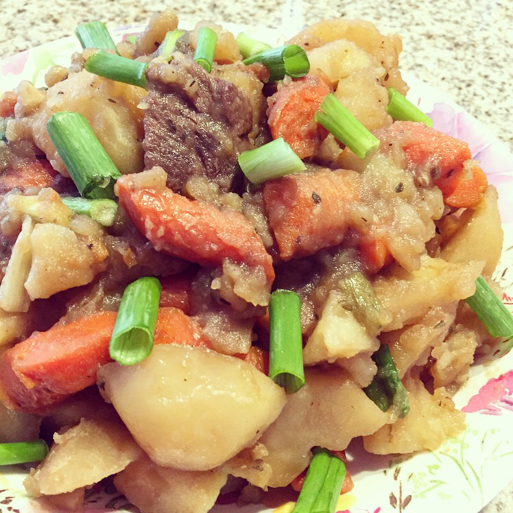 胡萝卜土豆烧牛腩