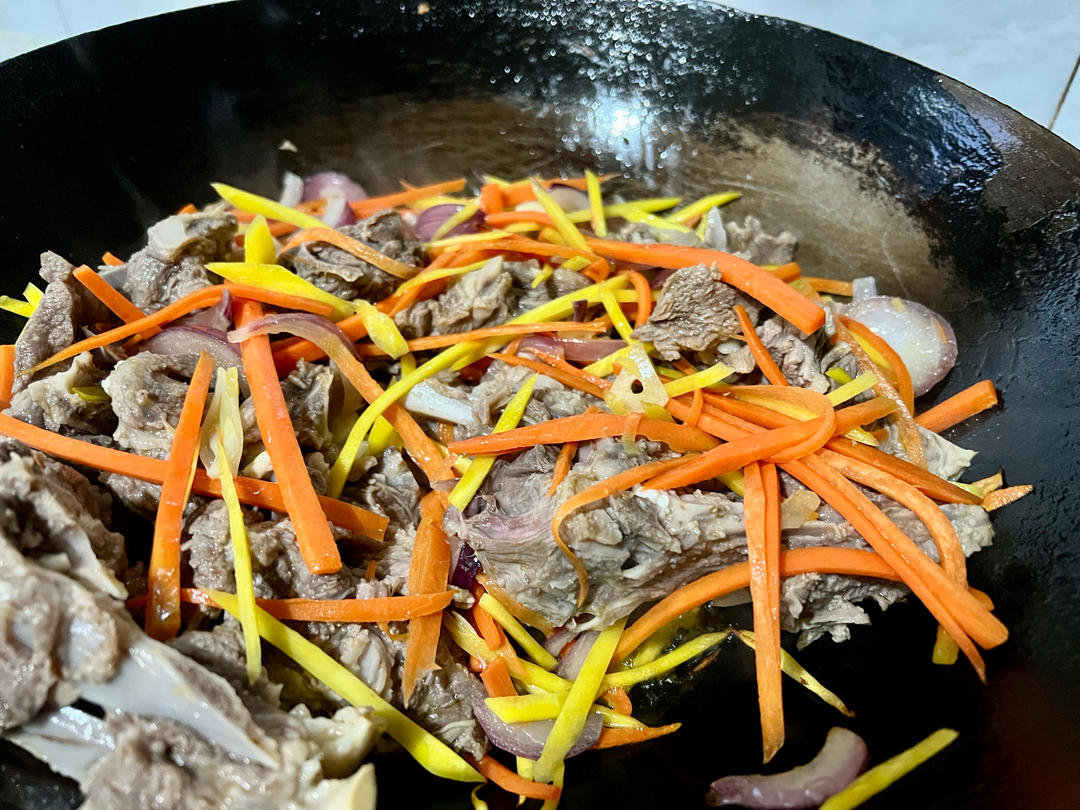 羊排手抓饭（塔吉锅版）