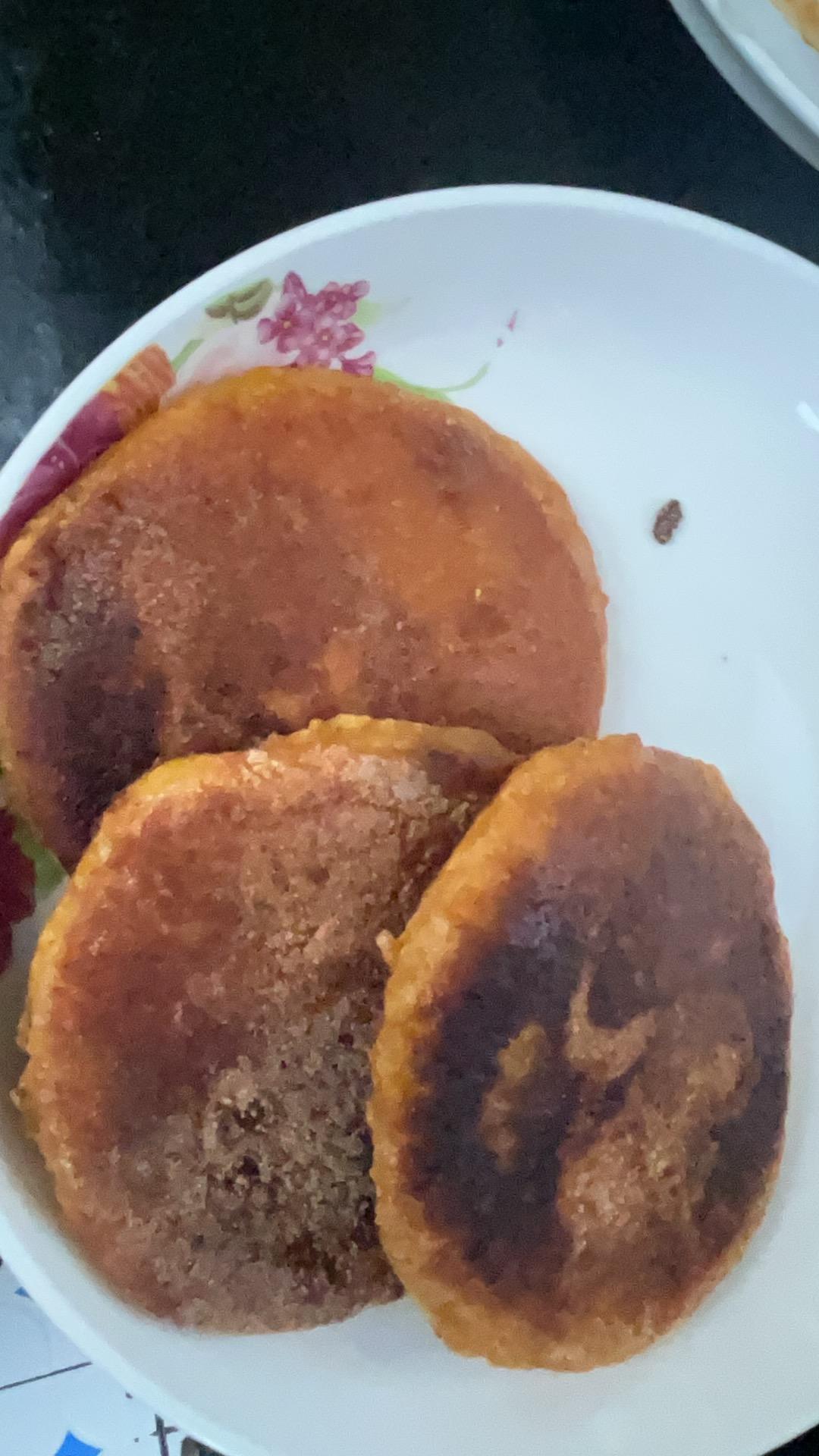 平底锅就能做，香甜软糯的南瓜饼，一次成功