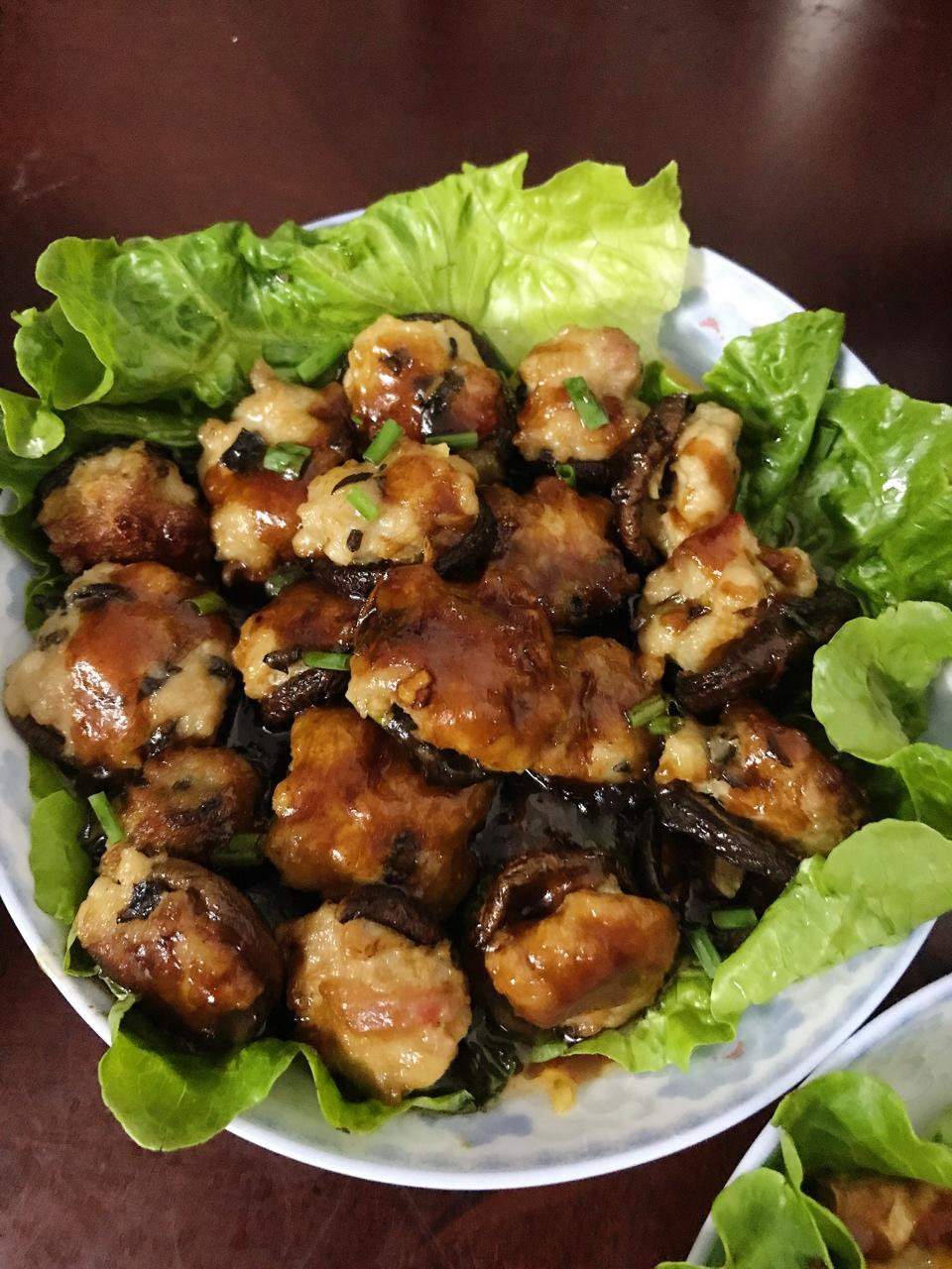美味的肉酿香菇～～孩子爱吃的下饭菜