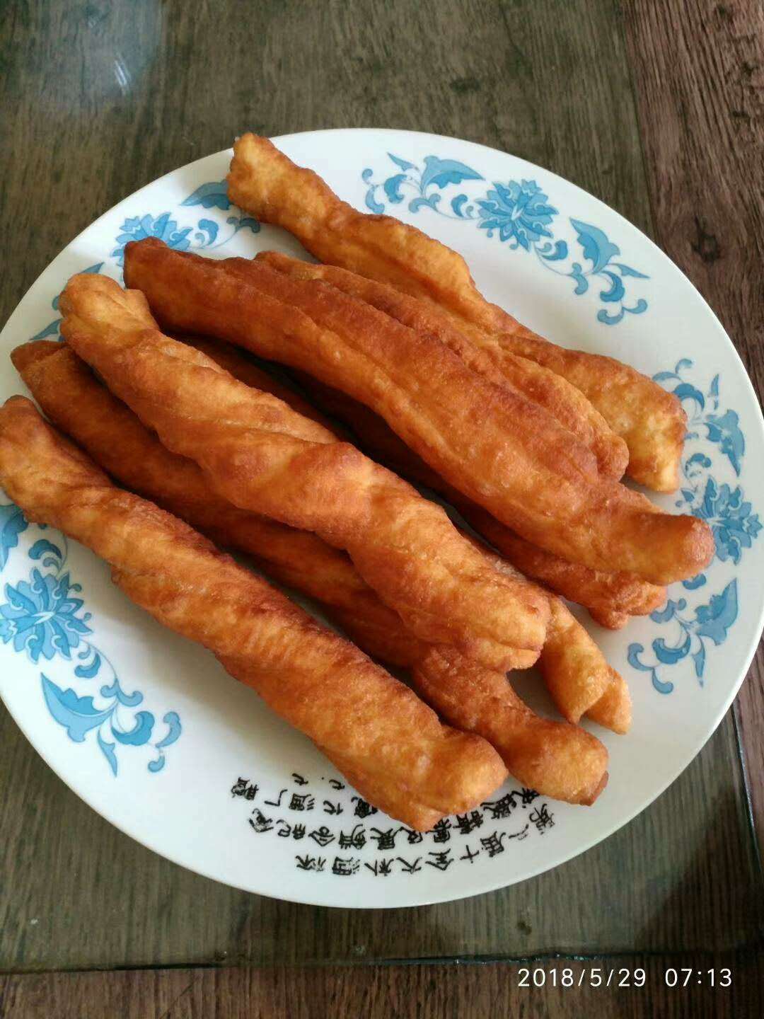 自制无泡打粉油条