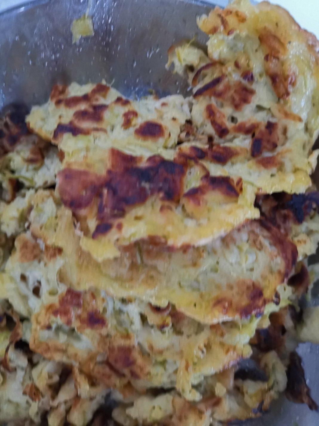 10分钟快手早餐～茭瓜丝饼