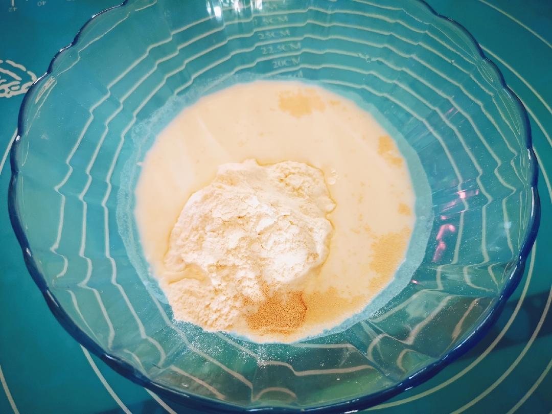 纯奶手撕吐司的做法 步骤1