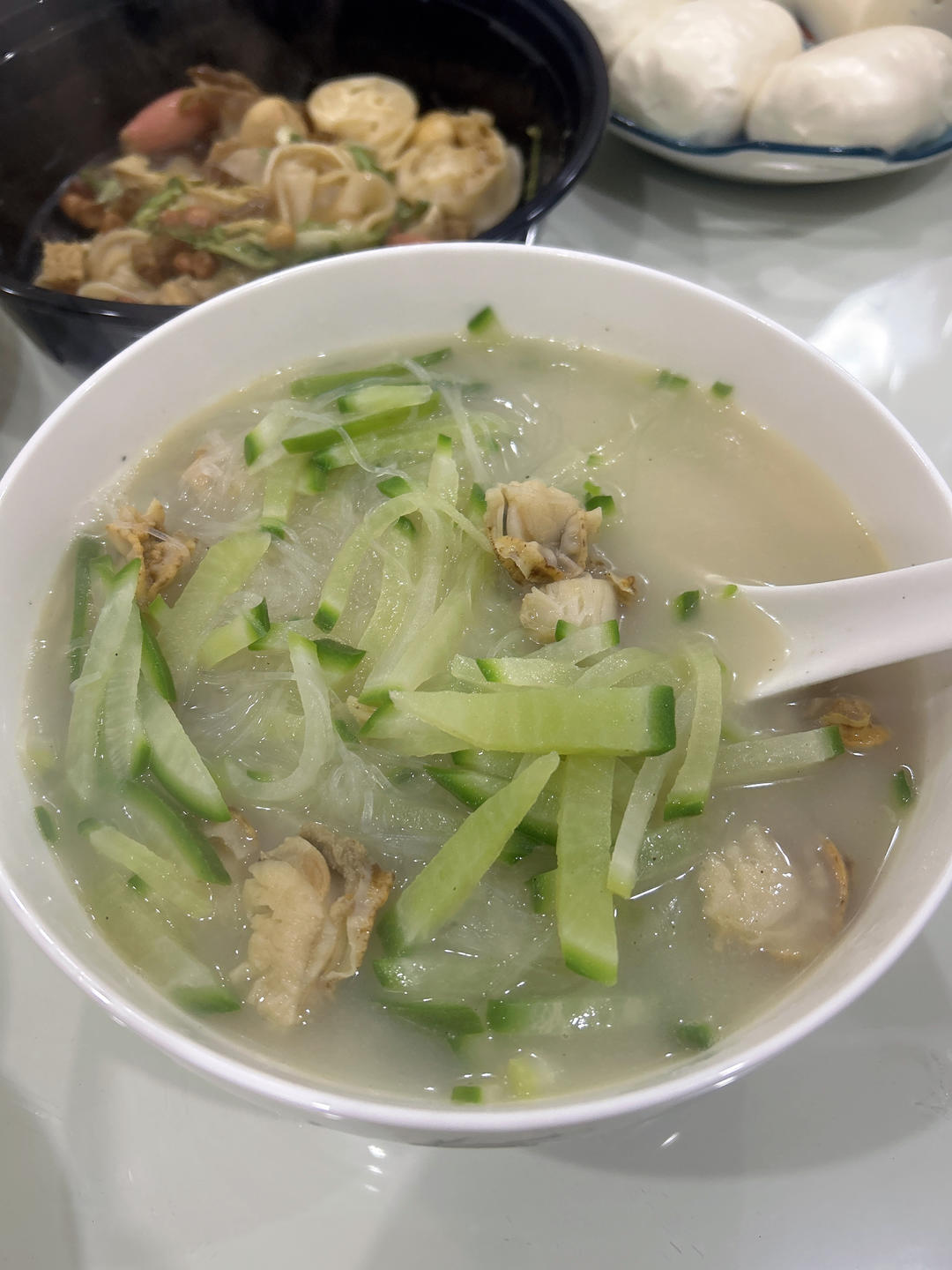 全贝萝卜粉丝汤