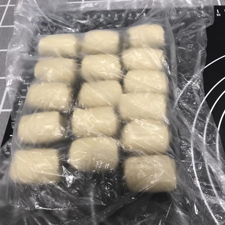 泳式鲜肉榨菜月饼