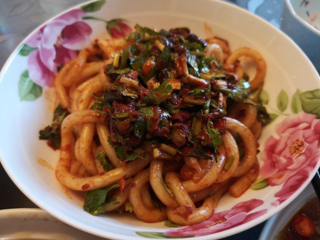 歹歹的新疆拌米粉