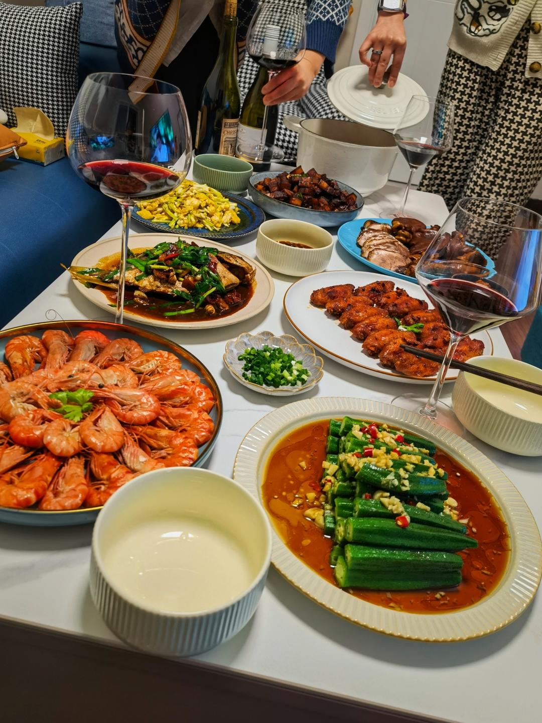 四口之家的年夜饭