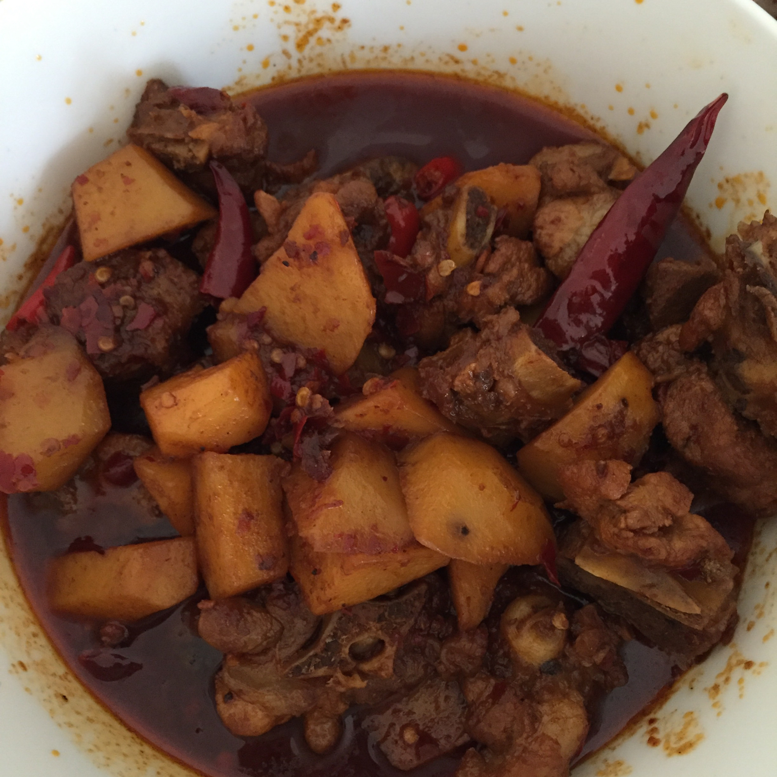 土豆烧排骨