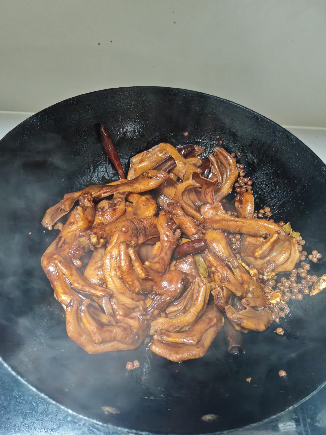 周黑鸭味～～～鸭翅 鸭爪