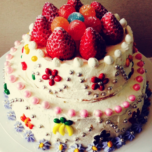 小清新草莓奶油戚风蛋糕裱花蛋糕