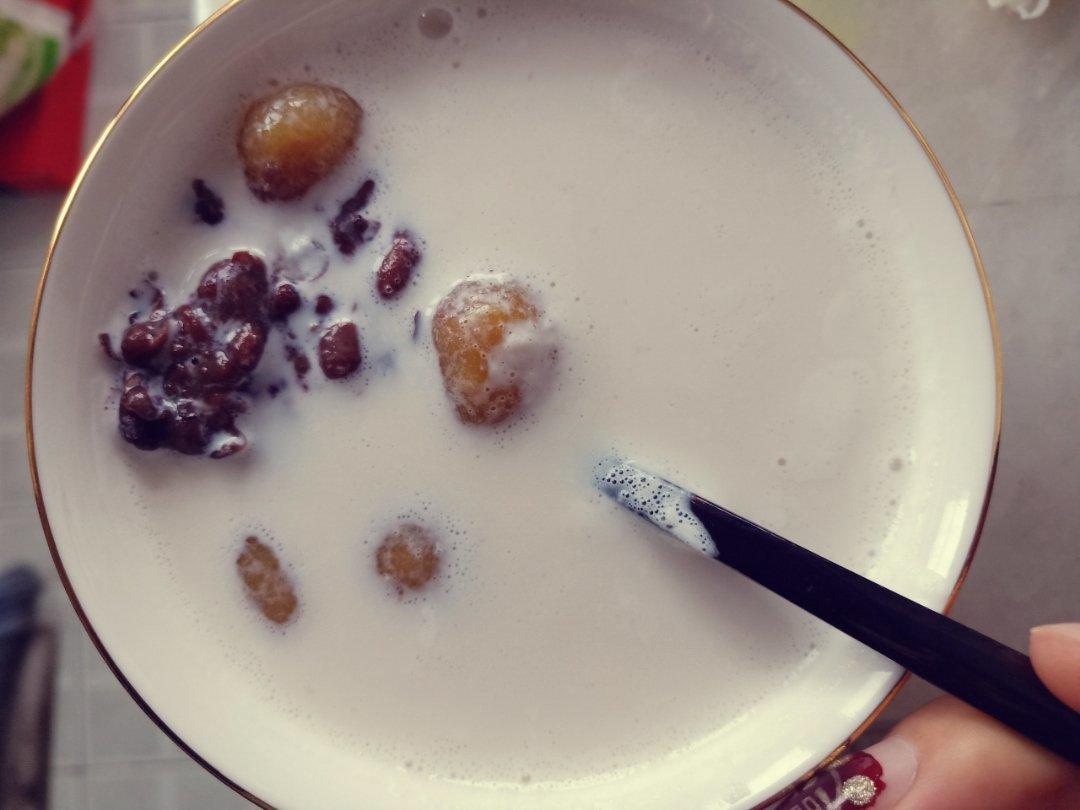 死缠烂打才找台湾爷爷要到の芋圆方子