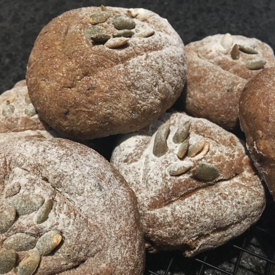 红枣核桃软欧包