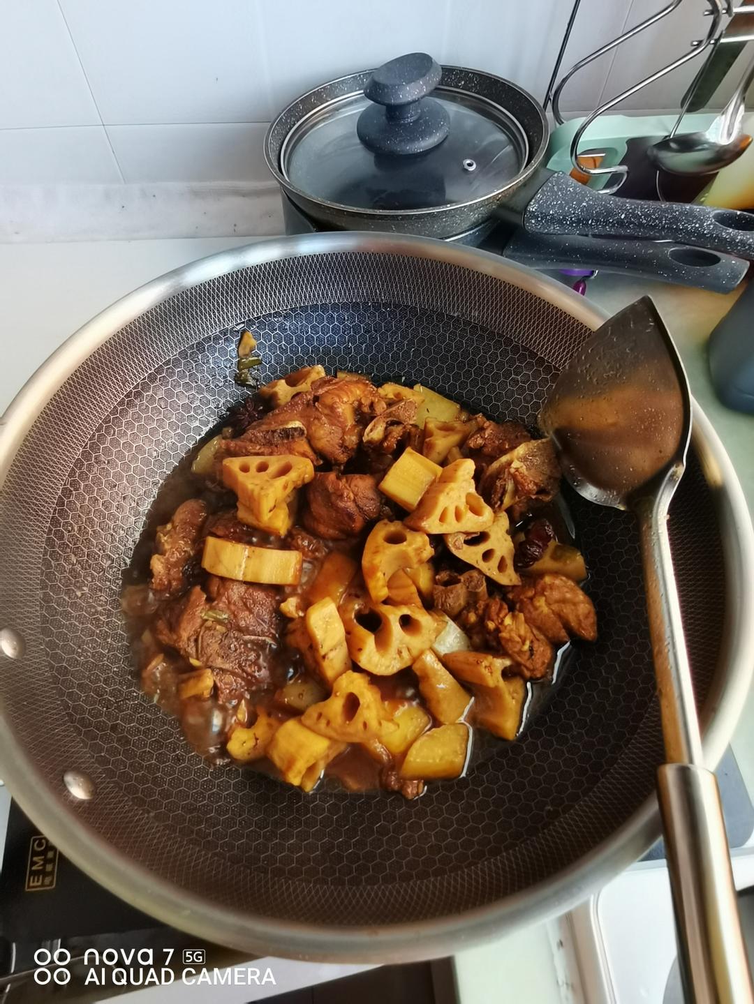 排骨炖藕片