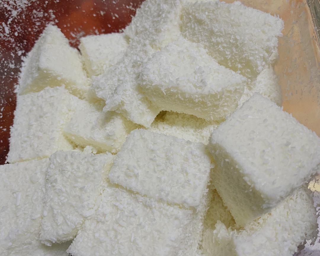 椰蓉牛奶小方 堪比85度C的快手甜点