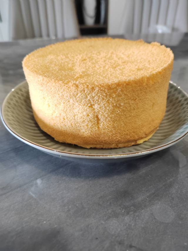 六寸戚风蛋糕(掌握这几点，做戚风就跟煮米饭一样简单)