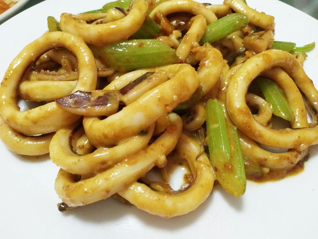 泰式蛋黄焗鱿鱼