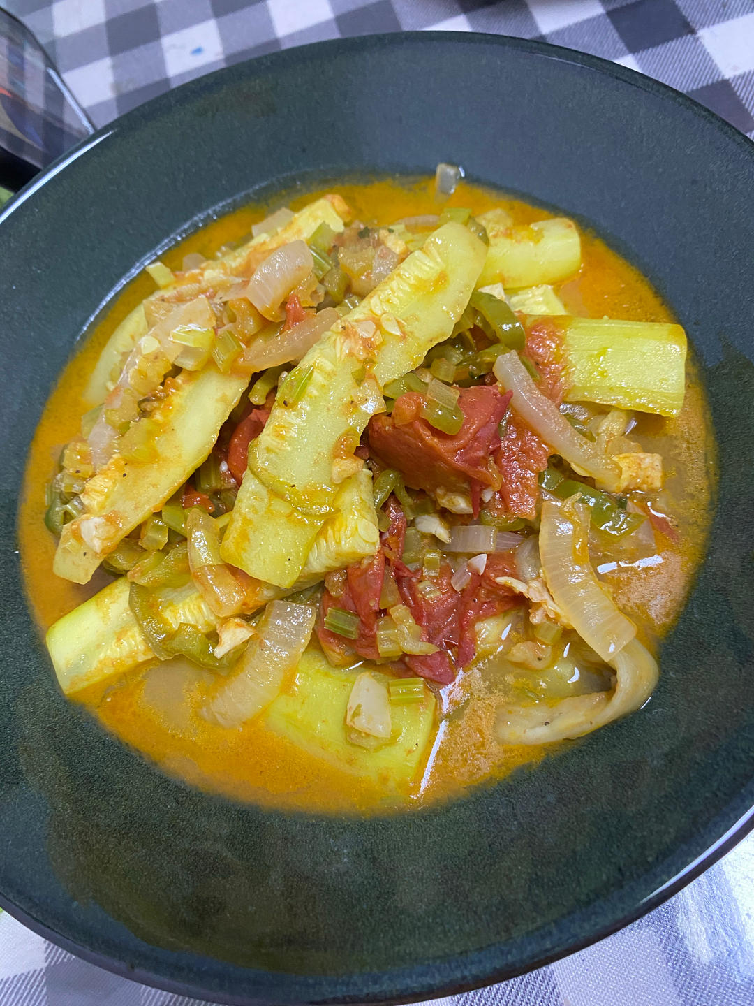 家常法餐-茄子炖西葫芦