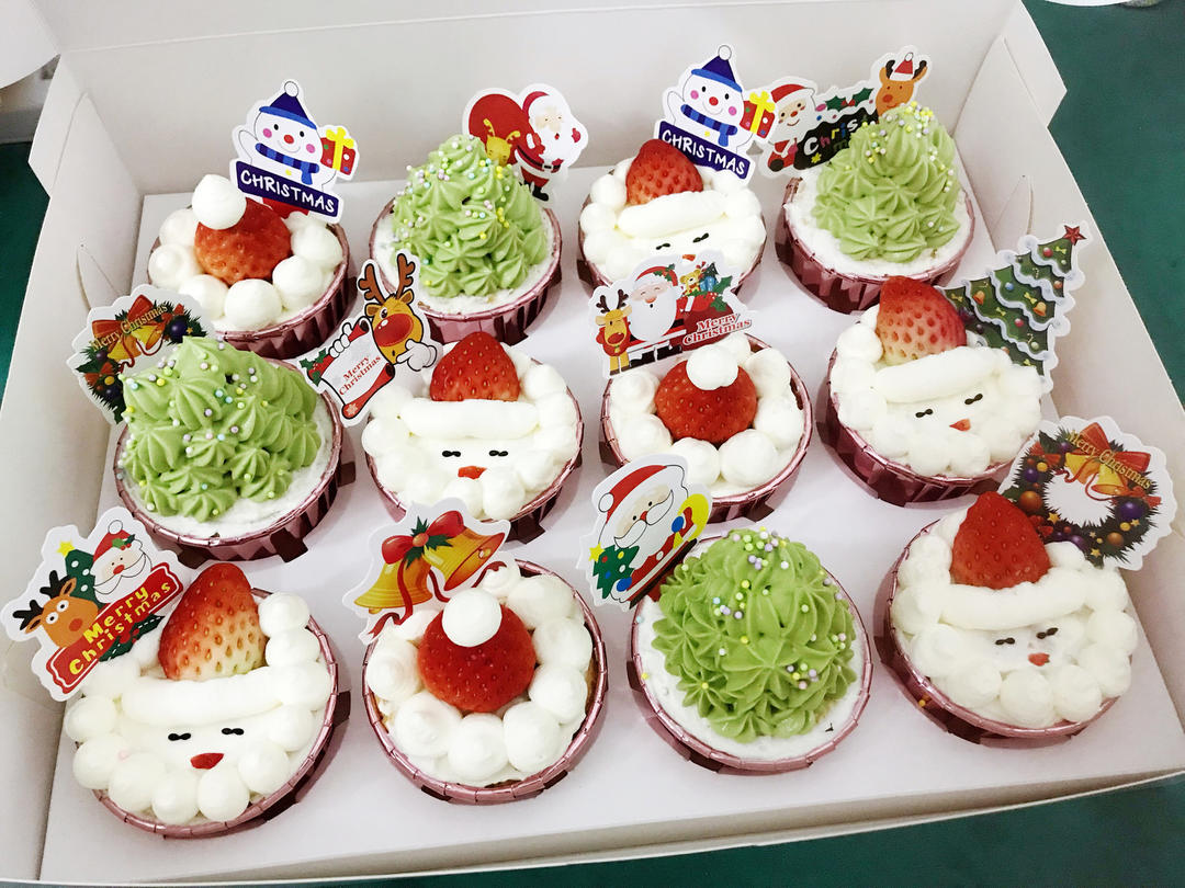🎄圣诞款｜纸杯蛋糕｜超高颜值｜超可爱｜圣诞帽｜圣诞树｜麋鹿｜圣诞老人