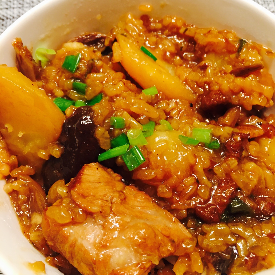 土豆排骨焖饭（多料版）