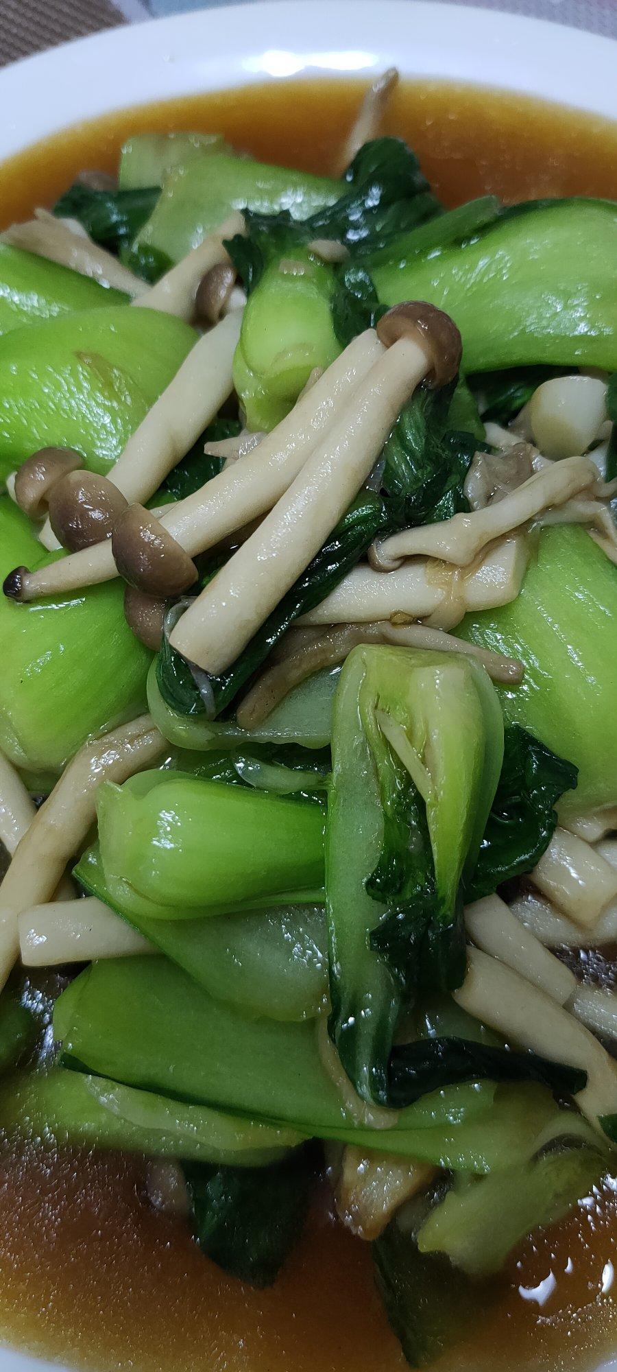 蟹味菇炒青菜