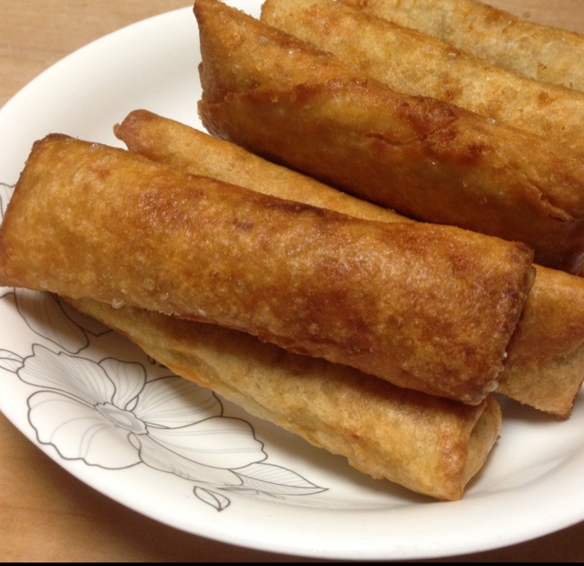 黄芽菜肉丝春卷