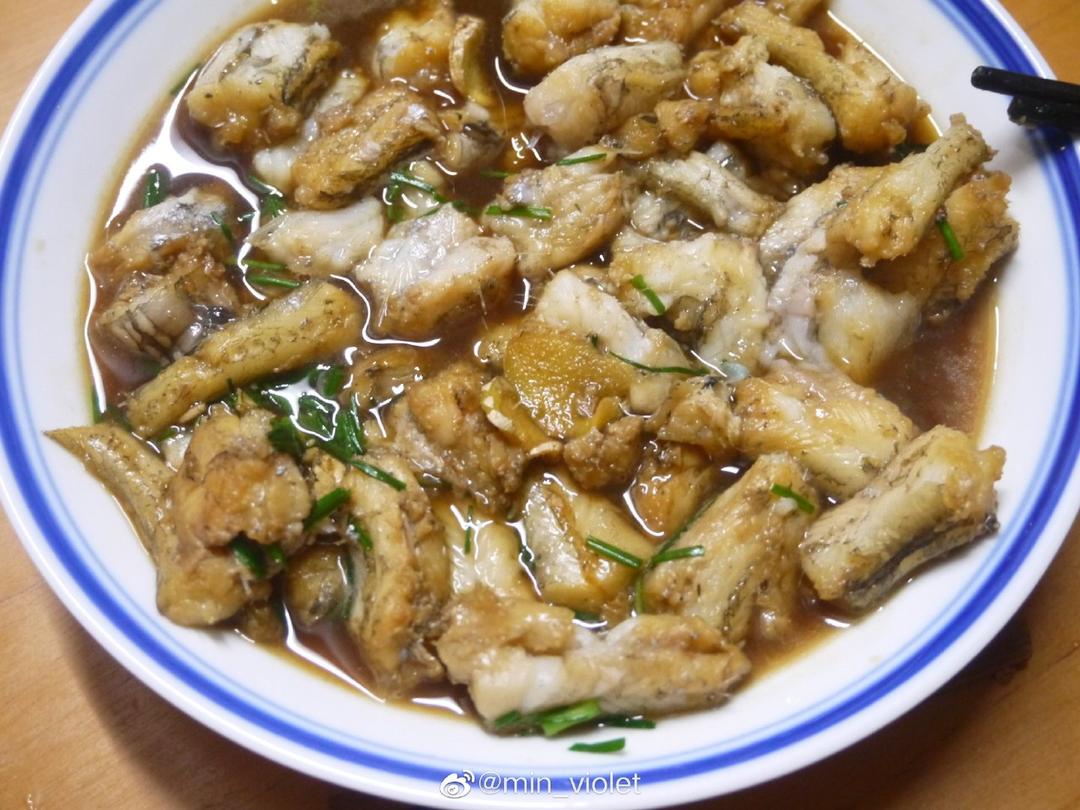 红烧豆腐鱼（水潺，龙头鱼）｜葱姜蒜烧豆腐鱼