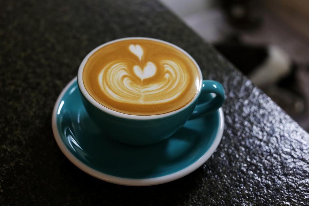 ☕自学拉花不急不嗔🐱