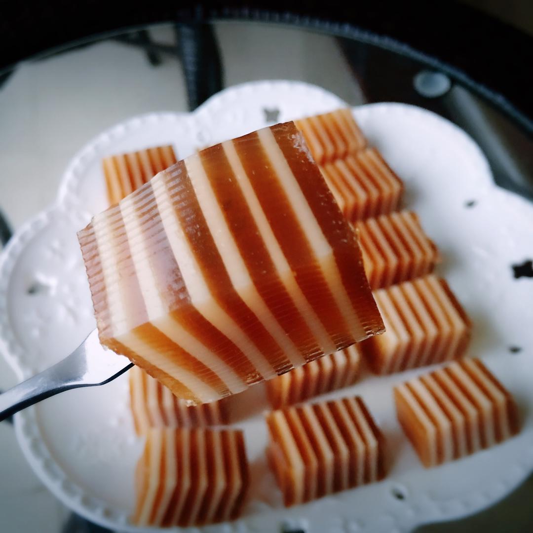 源妈烘焙做的q弹椰汁千层糕(马蹄糕)