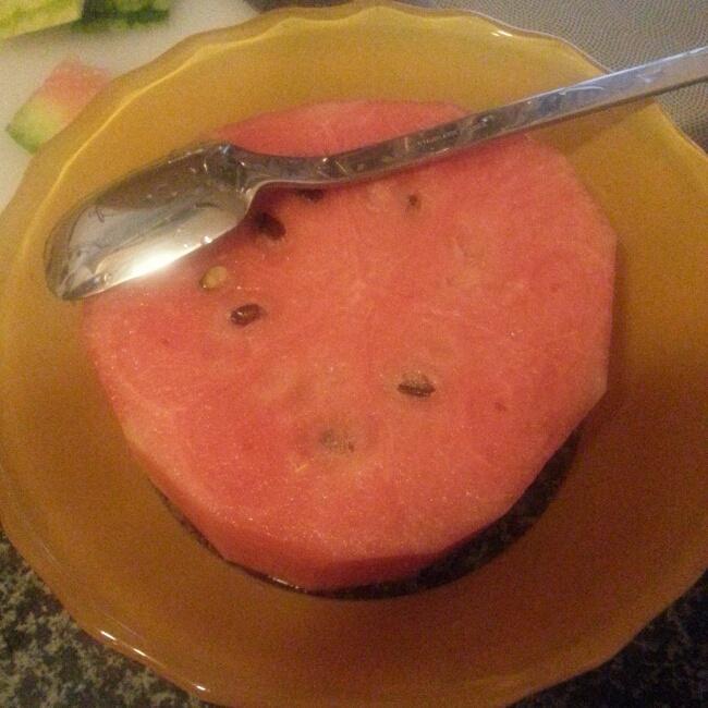 超级懒人吃西瓜的做法
