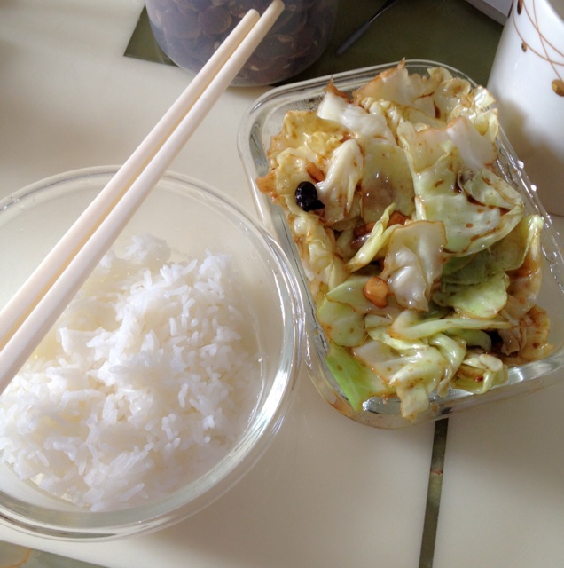 阿婆手撕包菜