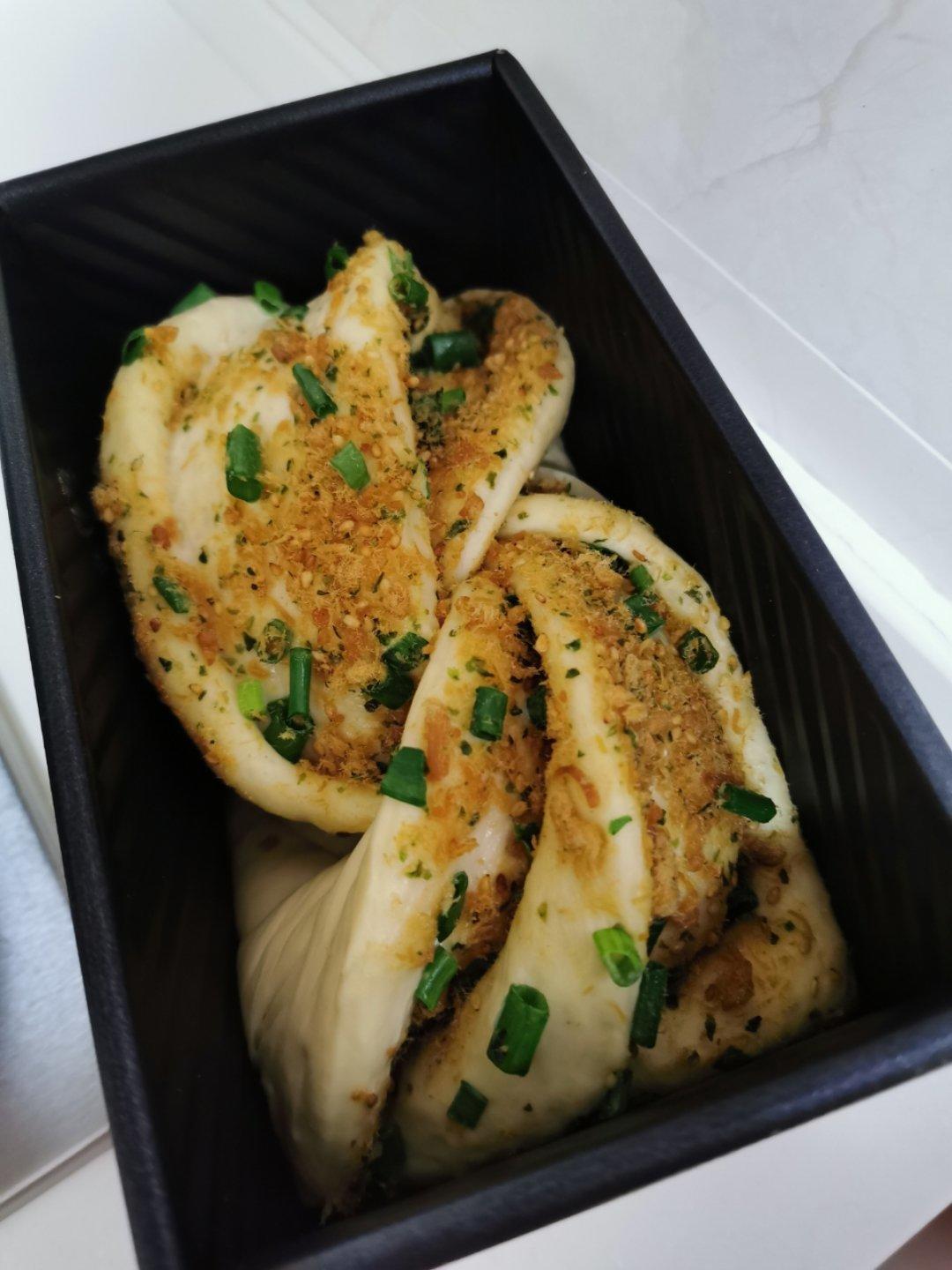 香葱肉松手撕吐司