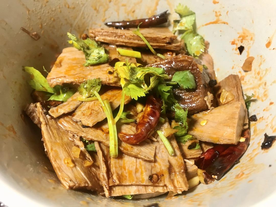 凉拌牛肉