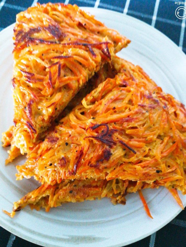 妖尼瓶子做的煎胡萝卜丝饼