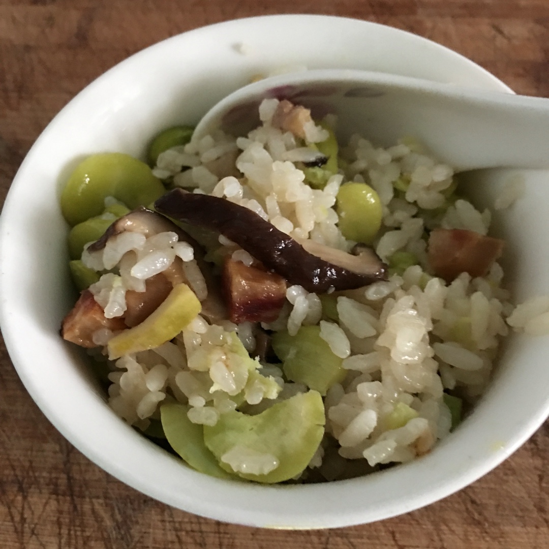ˊゝ奶昔1做的立夏饭蚕豆饭