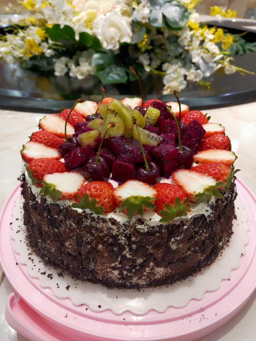 【全网最全合集】搬运🍓漂亮的草莓蛋糕~草莓季装饰灵感图