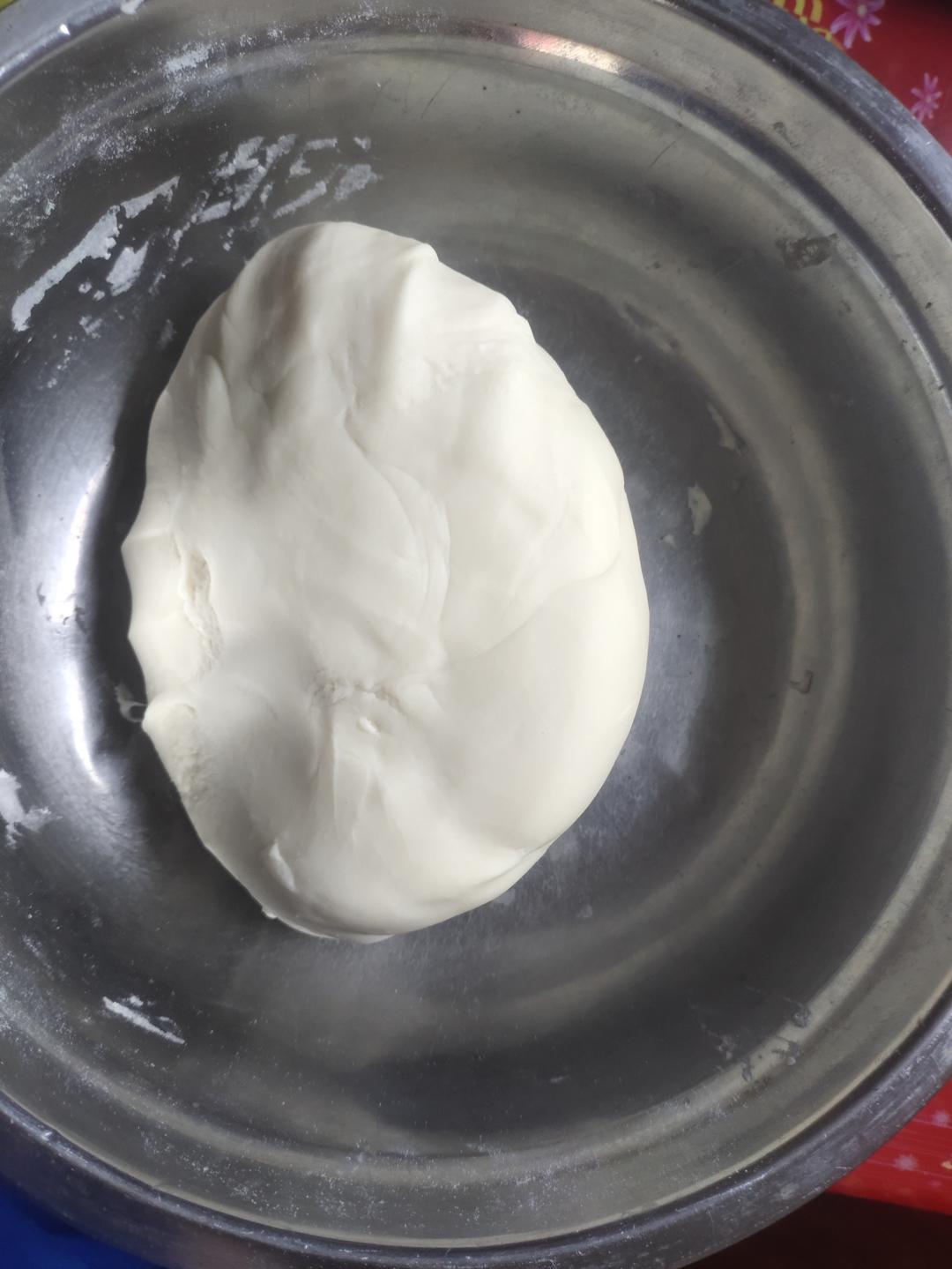 手工揉面三分钟，又韧又薄又好包的饺子皮