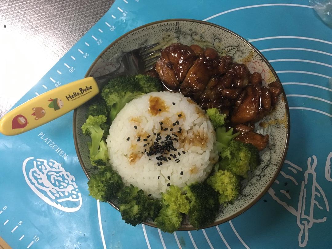 照烧鸡腿饭
