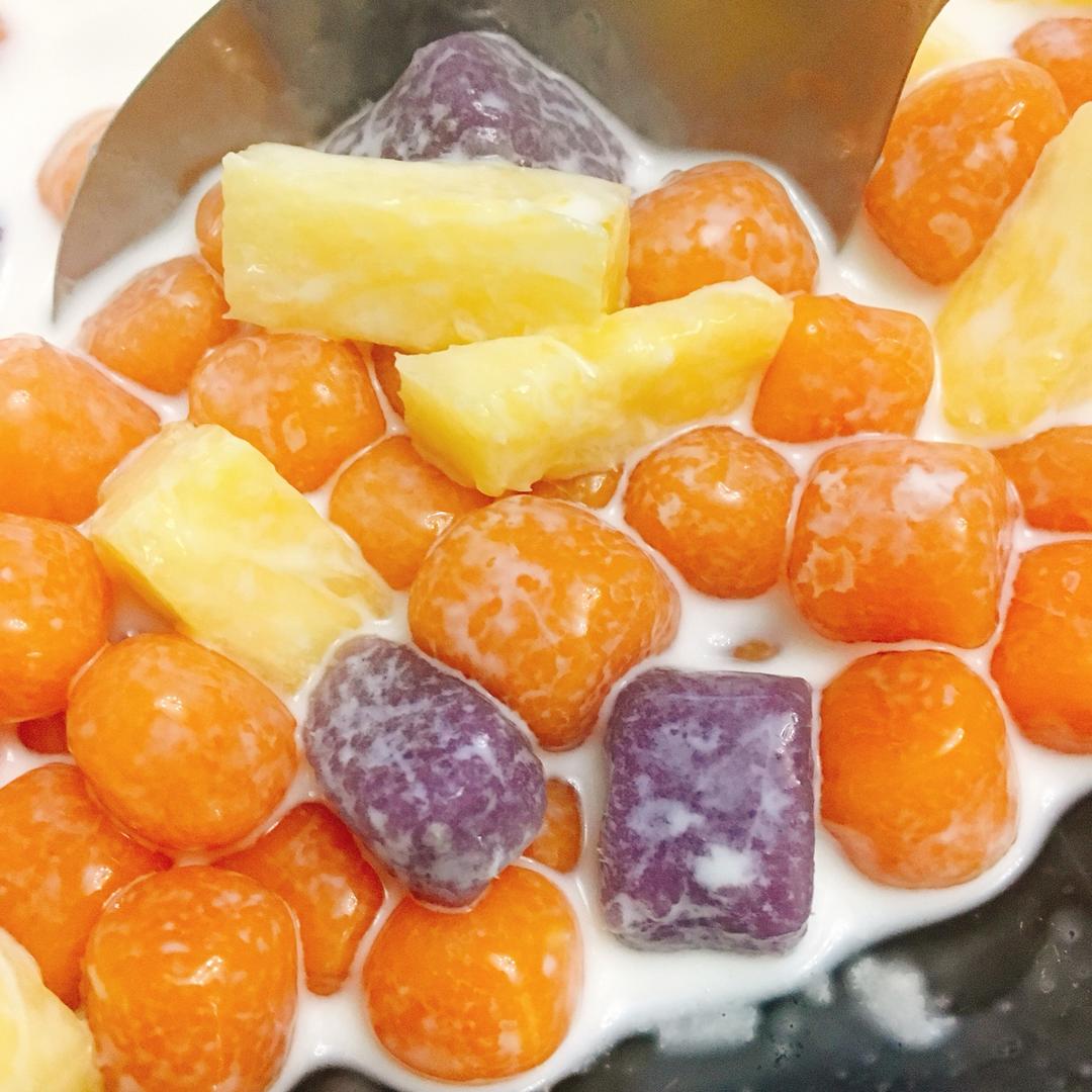 和春布丁做的三色芋圆