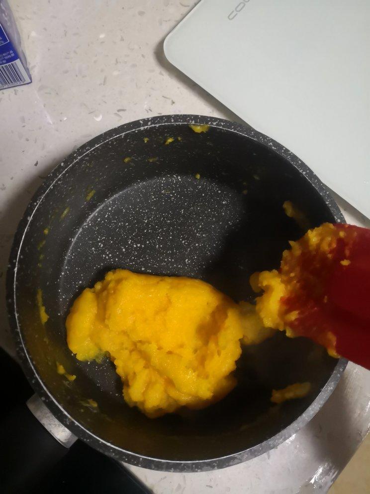 奶黄馅儿和奶黄包