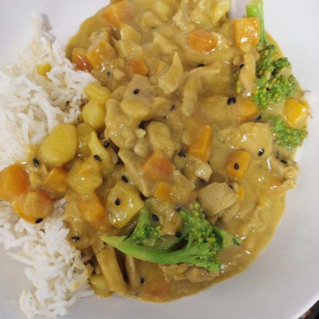 零失败日式咖喱鸡肉饭！！最正宗日本家庭做法！简单又好吃！