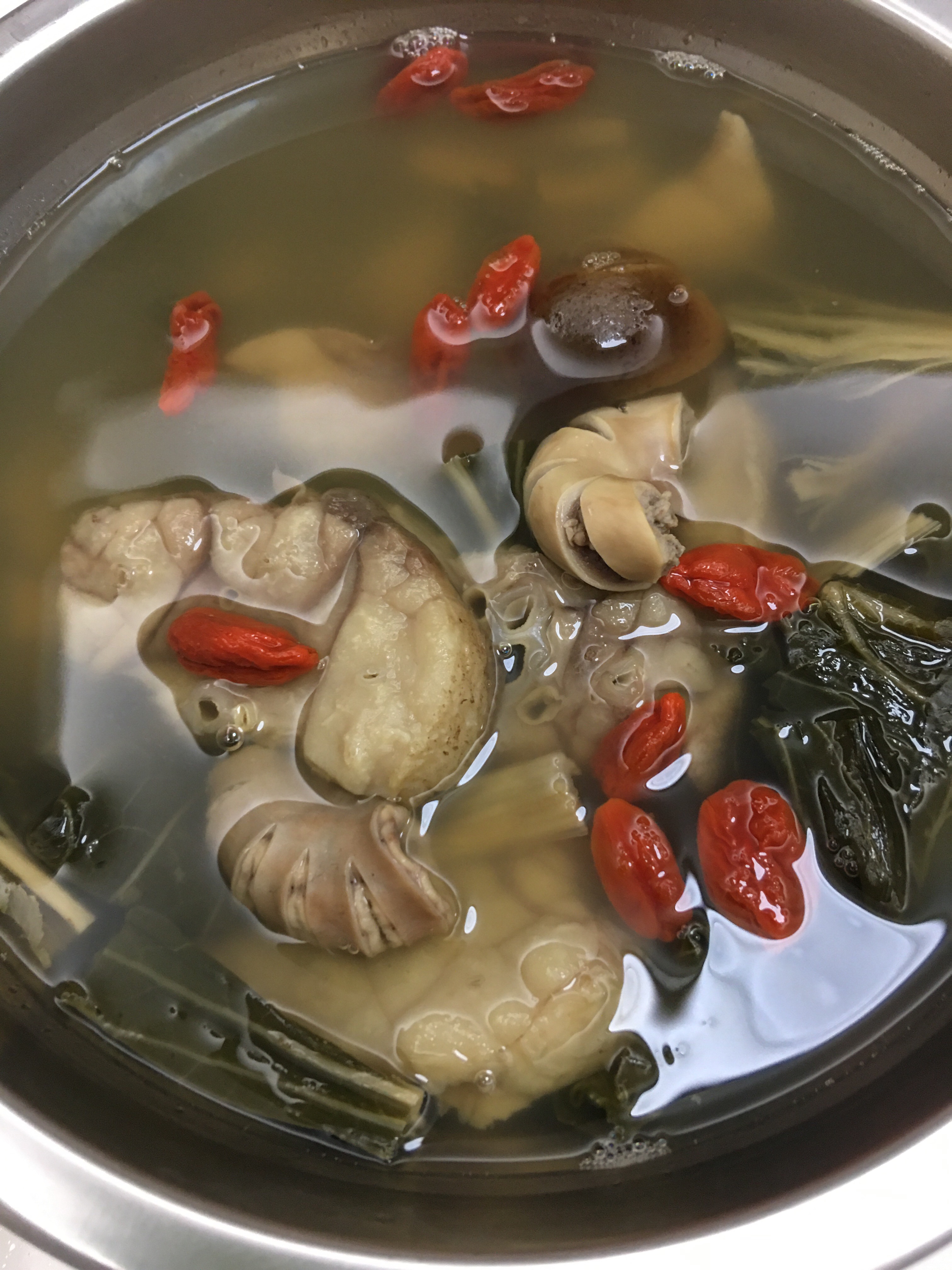 菜干蜜枣陈皮猪杂汤的做法