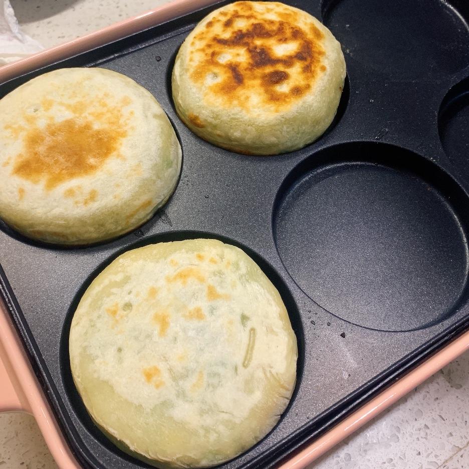 皮薄馅大～韭菜鸡蛋饼