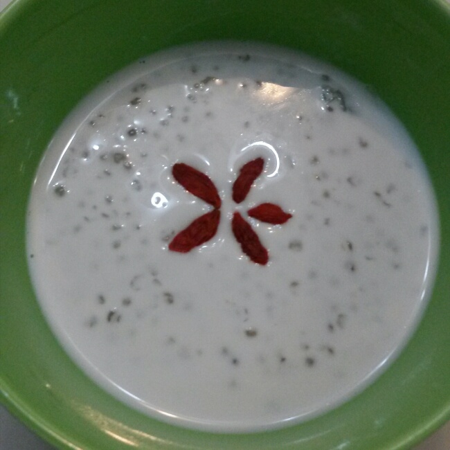 炼奶椰浆西米露